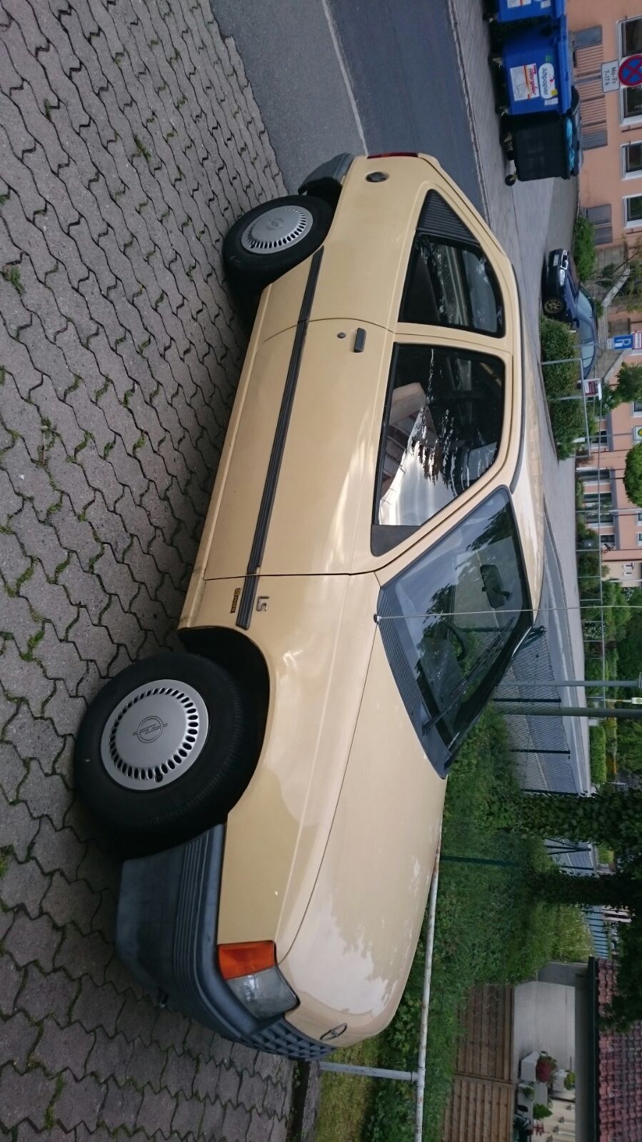 E Kadett LS