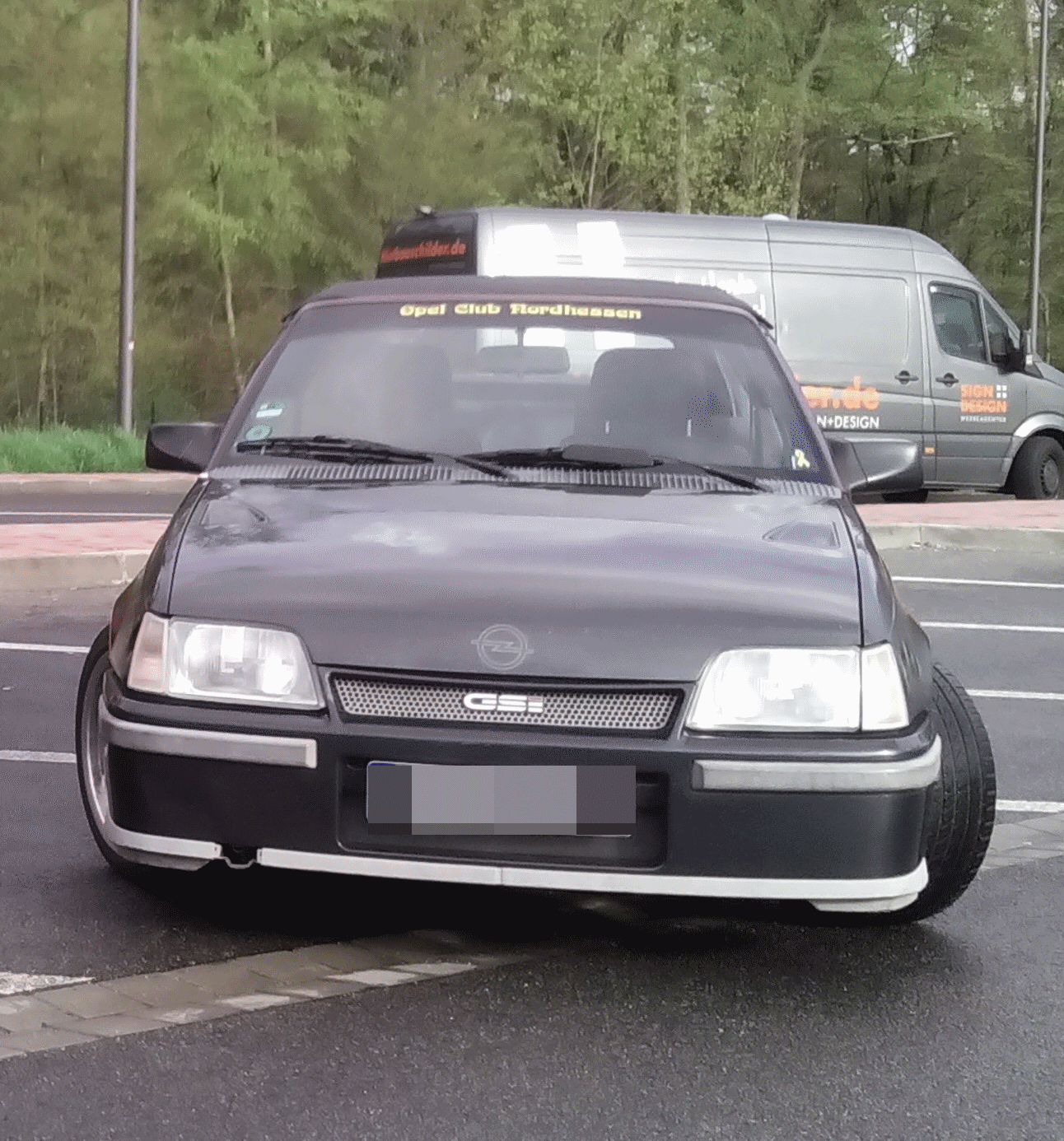 Wer kennt diesen Kadett und kann mit was dürber erzählen? ;-)