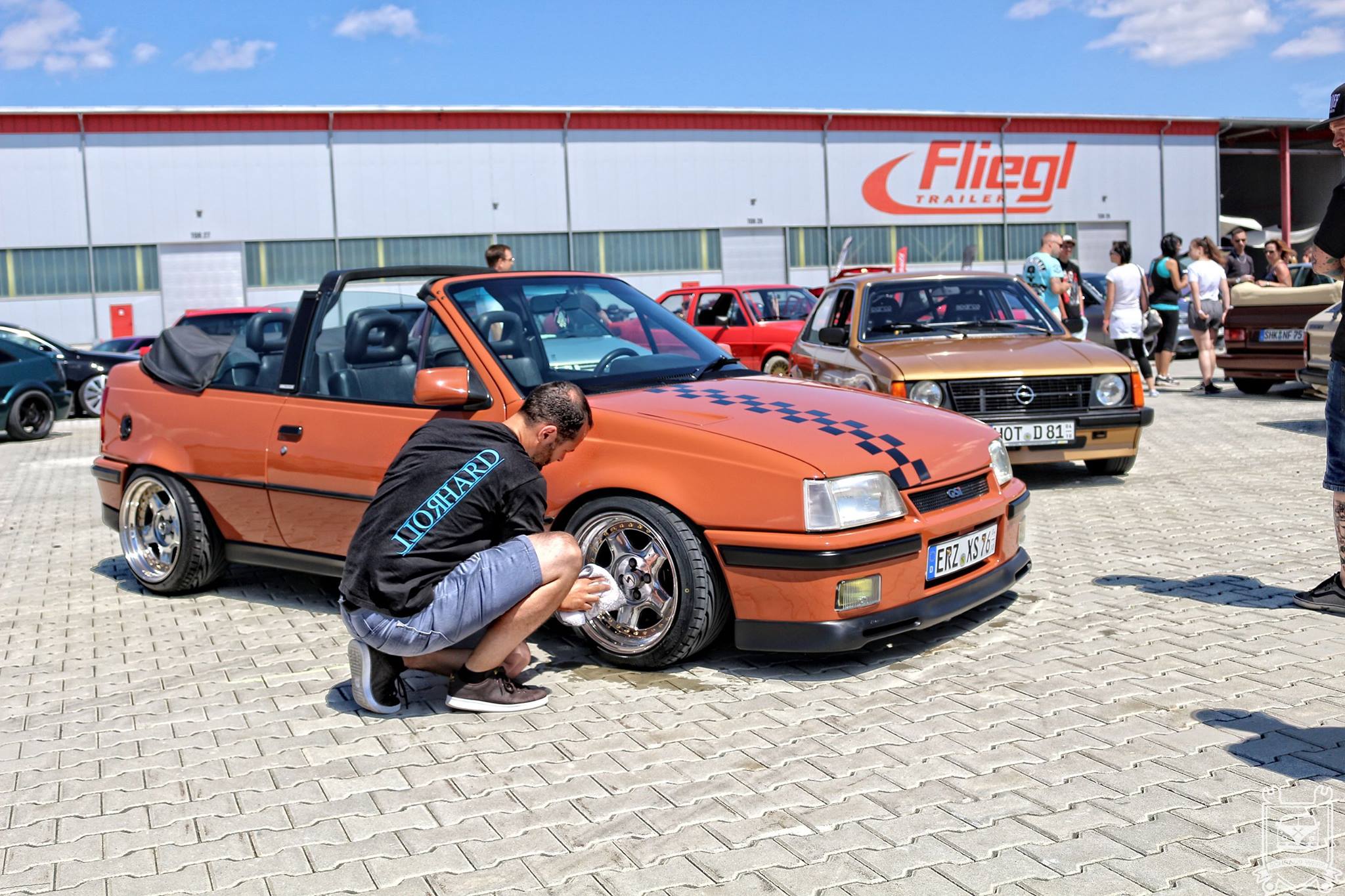 Beim Putzen erwischt. ;)