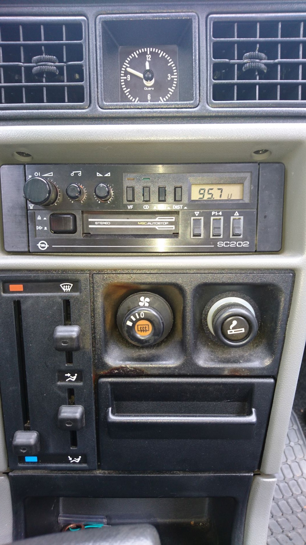 Opel Kadett E CC aus 1987 unverbastelt Originalzustand mit H-Kennzeichen selten 75 PS