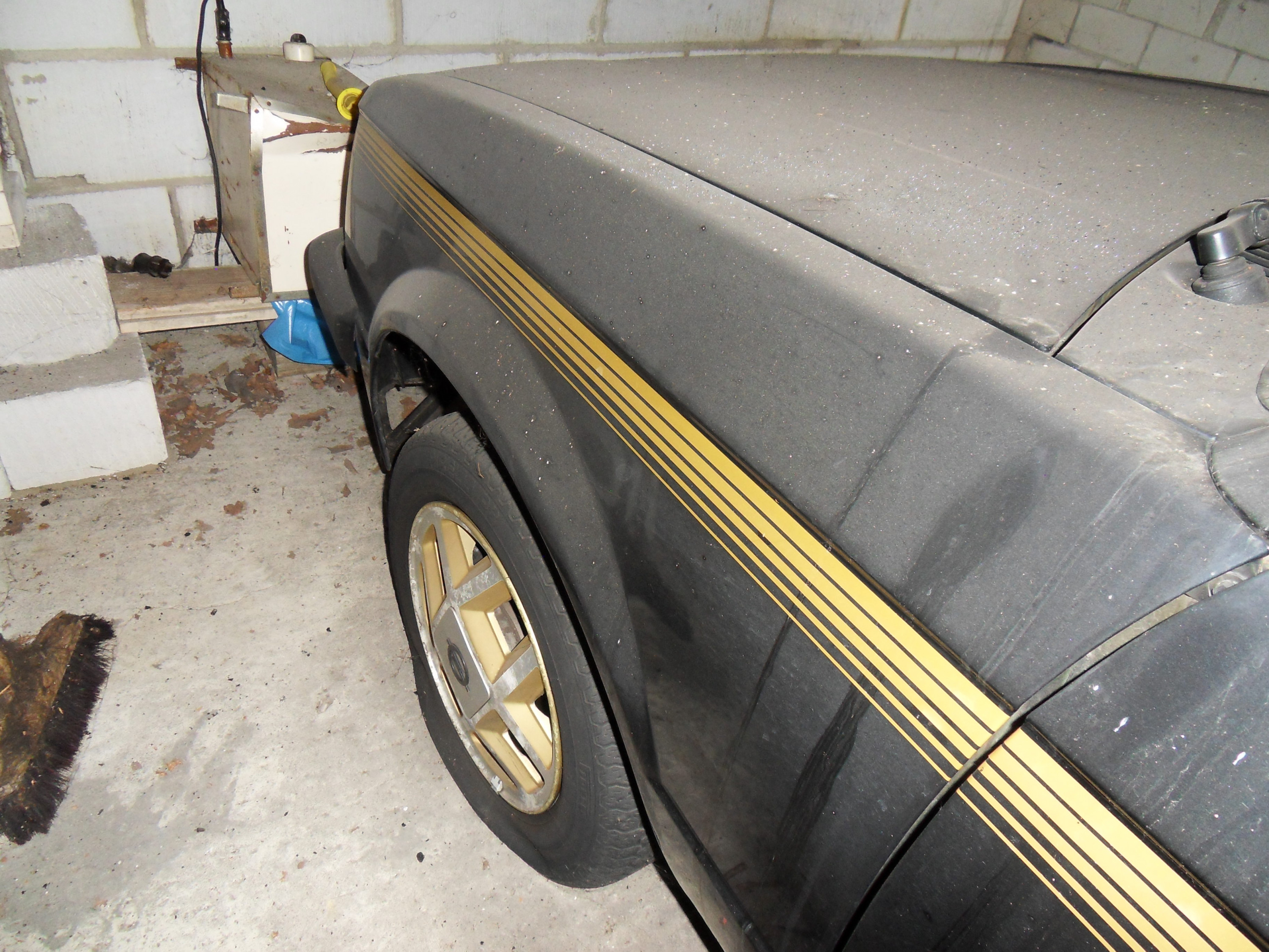 Unberührt seit 1986 in der Garage