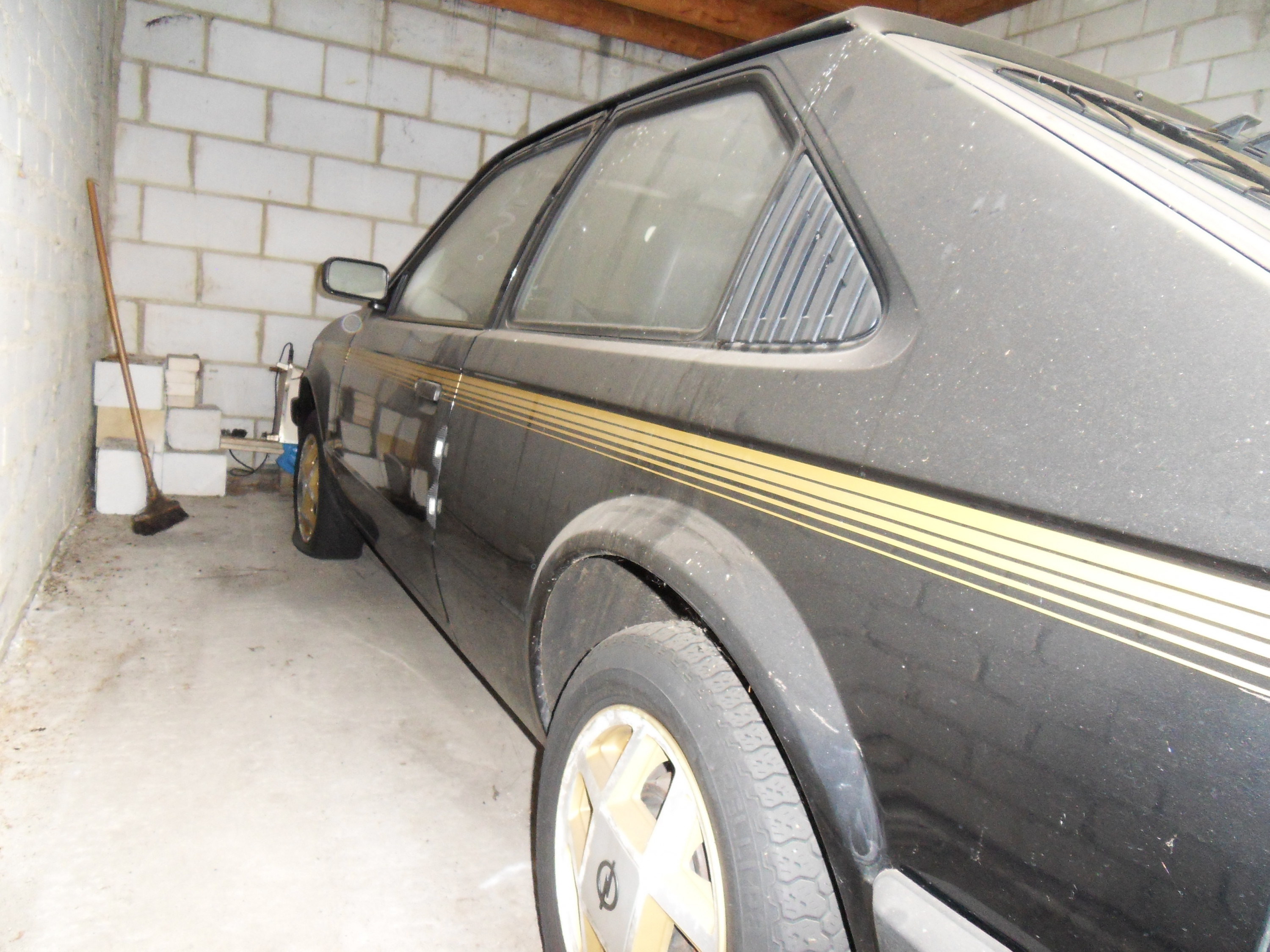 Unberührt seit 1986 in der Garage