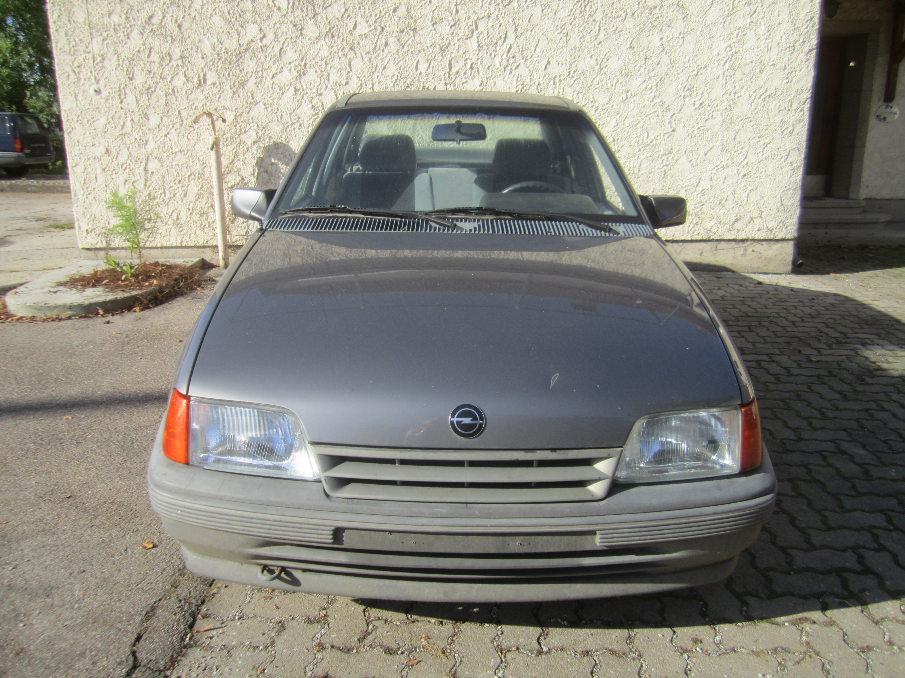 Opel Kadett E 1,6i Stufenheck Tiffany