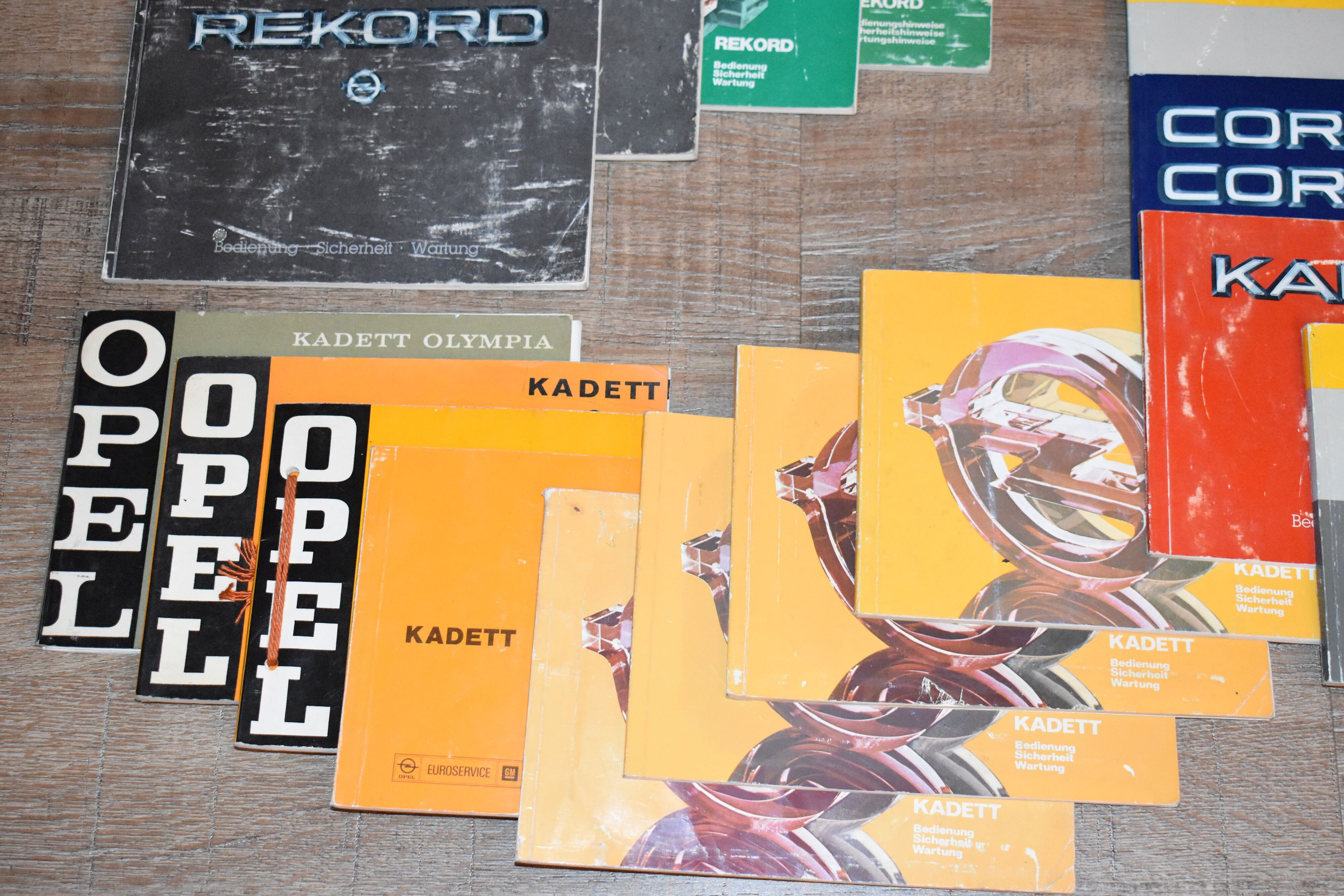 Bedienungsanleitungen Kadett B - D