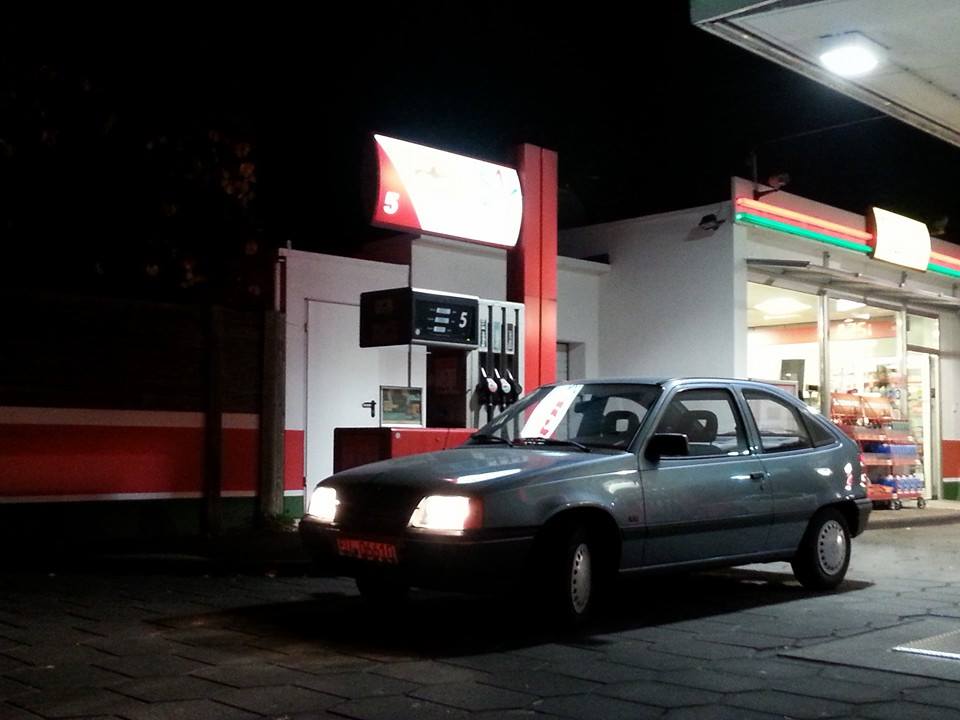 10407841_756995044348566_2408338525209556056_n