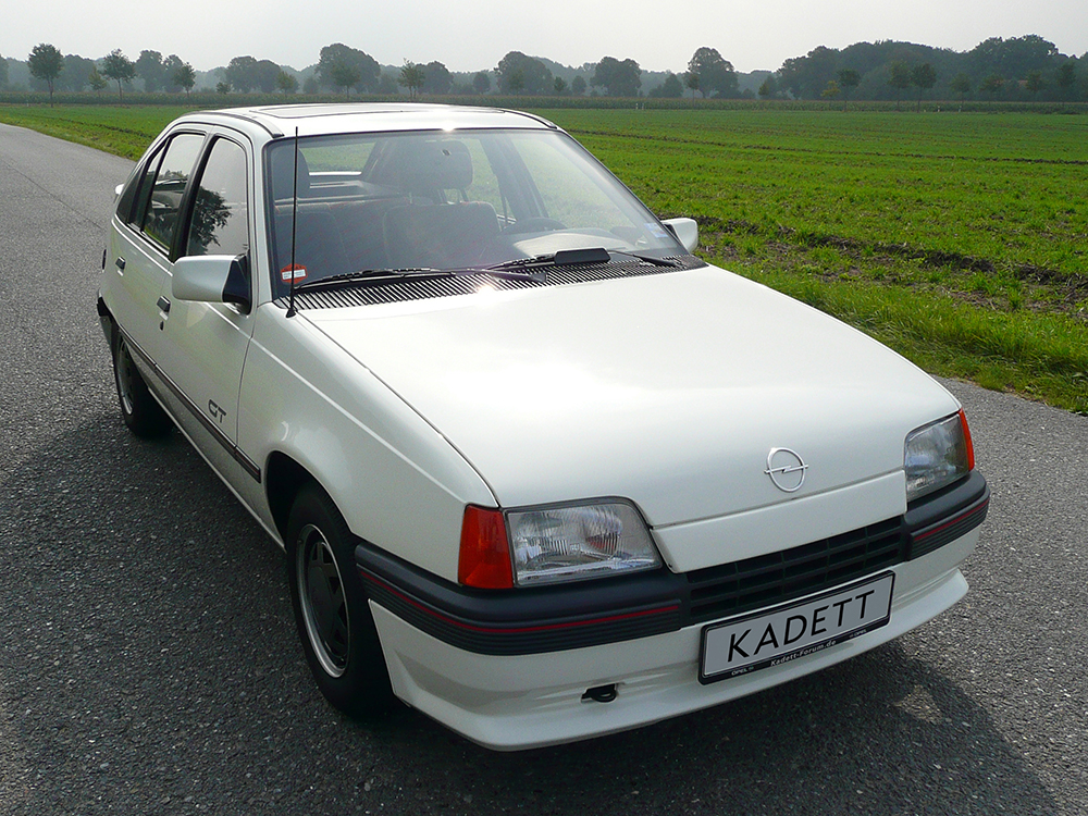 Kadett GT vorne rechts