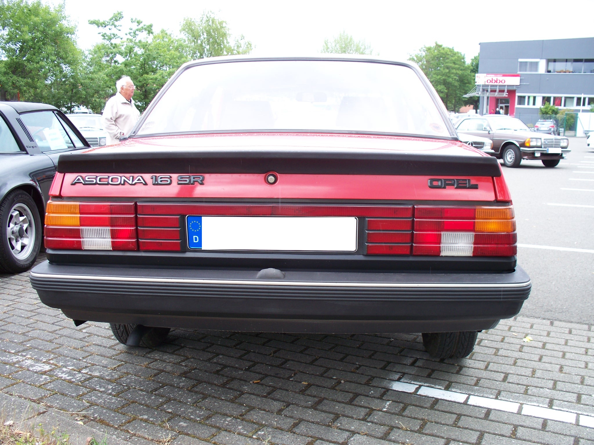 Opel Ascona C 1.6 SR