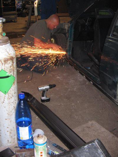 252158_186416818090968_7099144_n