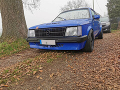 Der_blaue_Gerät_Kadett_D_16V_alt (5) (Groß)